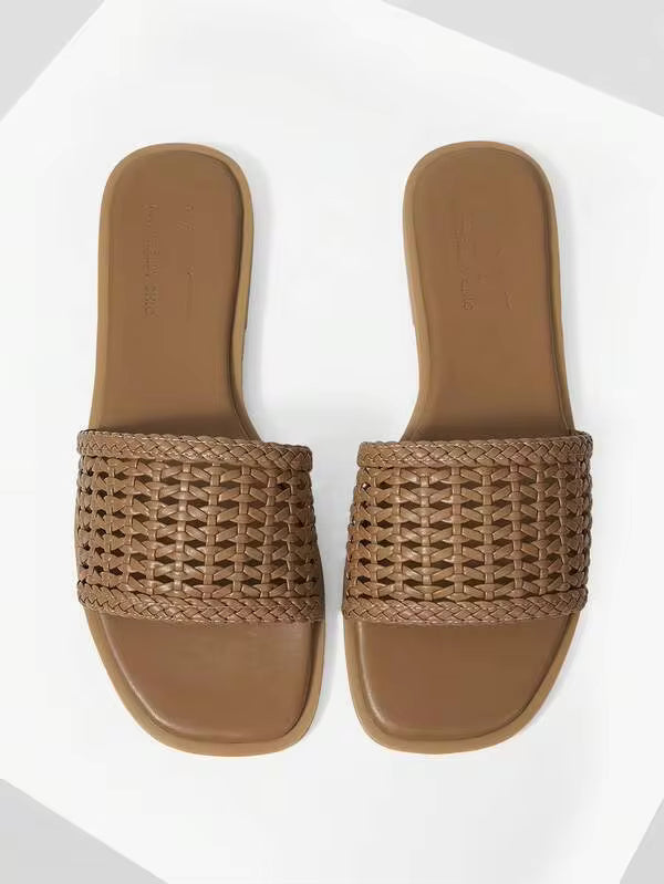 MOTF WOMEN'S BROWN WOVEN FLAT SANDALS